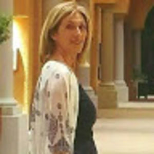 Meet your Posher, Caroline